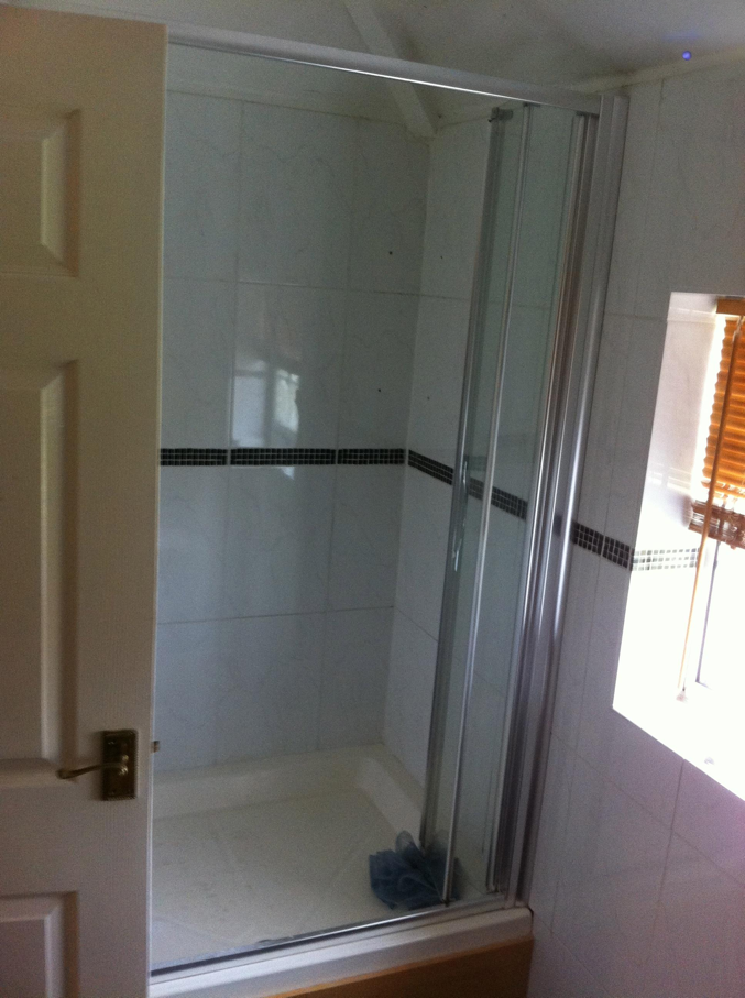 En-suite renovation in Bletchley