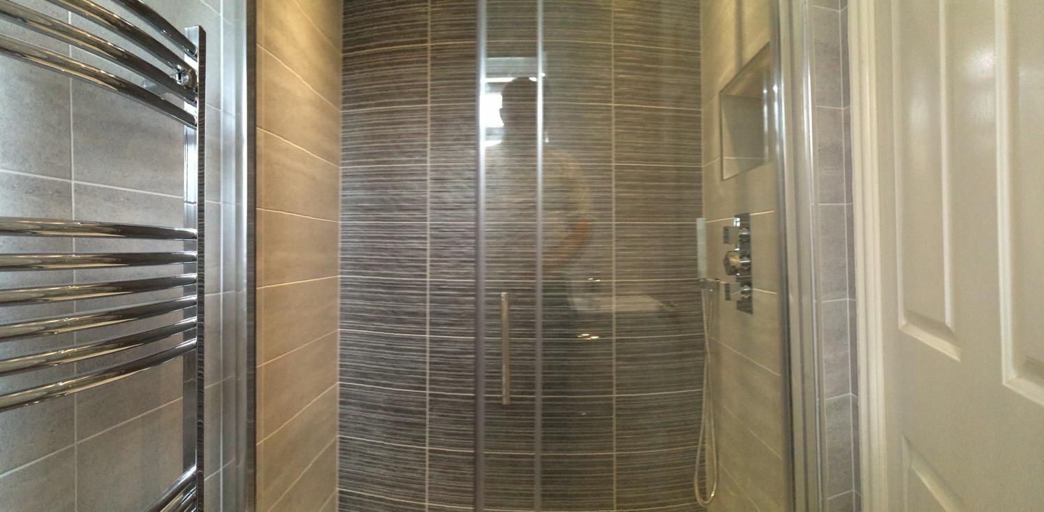 En-suite renovation in Northampton